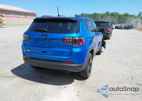 2022 Jeep Compass Altitude 4X4 from USA, damaged, VIN 3C4NJDBB9NT171445